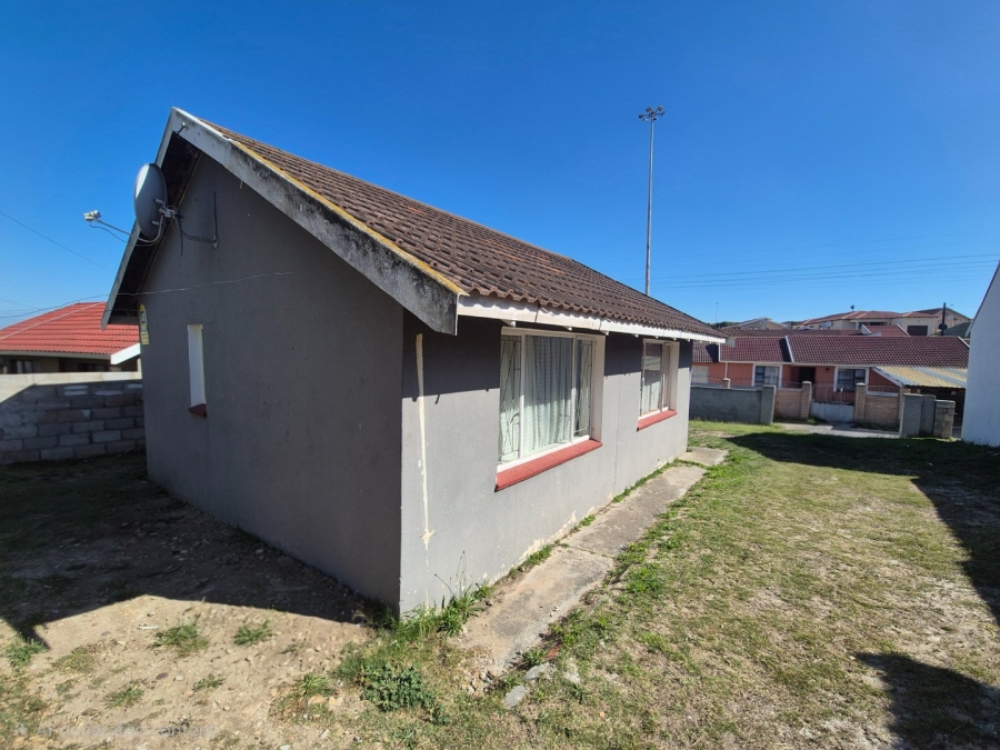 2 Bedroom Property for Sale in Kwamagxaki Eastern Cape